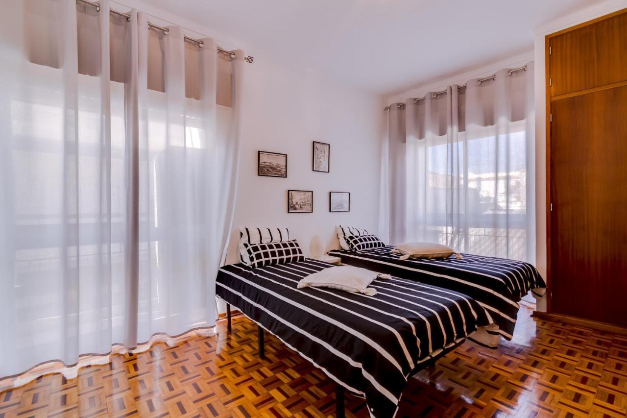 Casa Da Esquina - Faro City Center エクステリア 写真